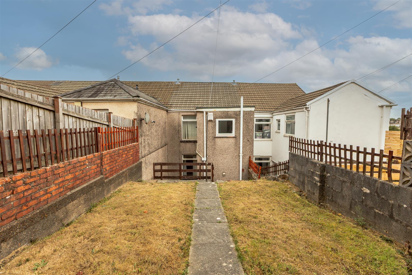 Pentregethin Road, Cwmbwrla, Swansea, SA5 8BA